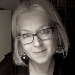 Bianchi Ester Ho Center.jpg