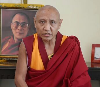 Geshe Tenzin Choephel.jpg