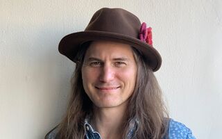 Kelley Chris Menla.jpg