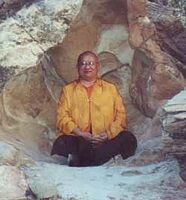 Khenpo Konchok Monlam rywiki Tsadra.jpg