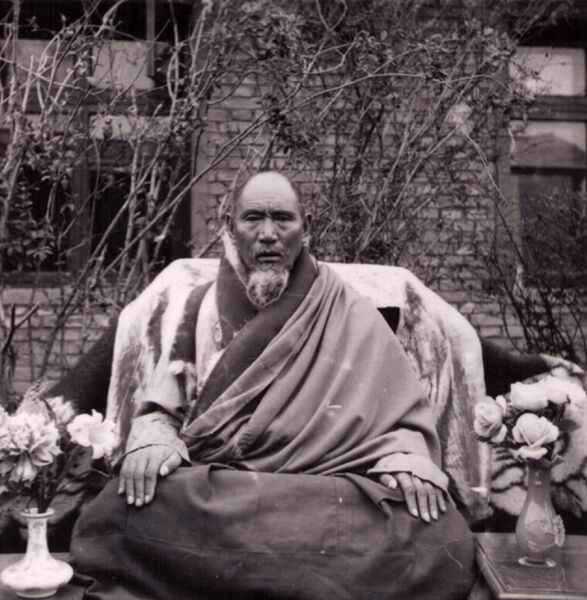 File:Khenpo Munsel.jpg