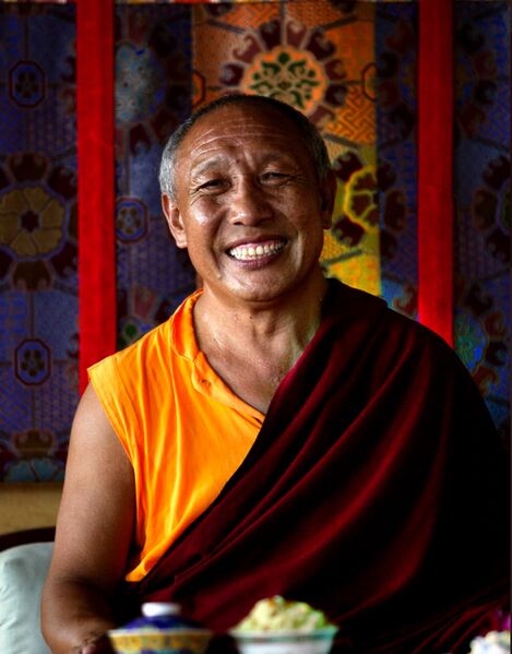 File:Sengdrak Rinpoche.jpg
