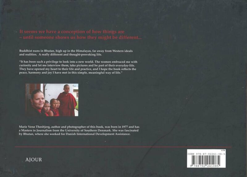 File:Women of Buddha Nuns in Bhutan-back.jpg